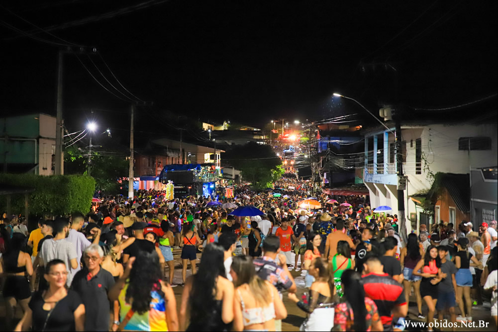 CARNAPAUXIS 2023: Águia Negra “...incendeia e explode de alegria neste Carnaval”