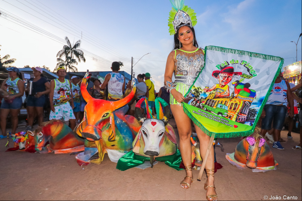O irreverente e divertido Bloco Pai da Pinga se despede do Carnapauxis 2023